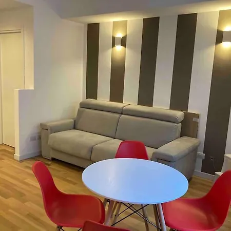 Bilocale Zona Bocconi-navigli Vakantiehuis Milaan